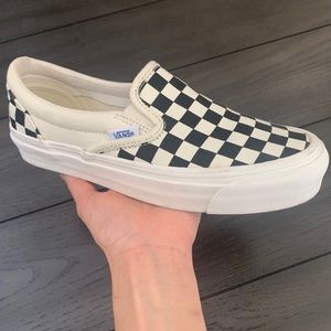 VAULT Vans